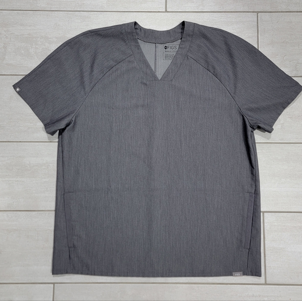 NWOT FIGS Graphite Grey Scrub Top Technical Collection